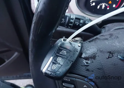 2017 Hyundai Santa Fe Se Ultimate z USA, uszkodzony, nr VIN KM8SRDHF2HU219945